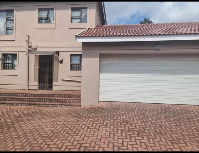 3 BEDROOM DUPLEX FOR SALE IN EDENVALE CENTRAL